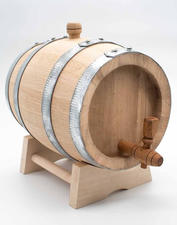 Ръчно изработени Дъбови Бурета окомплектовани с Канелк, Поставка, Тапа